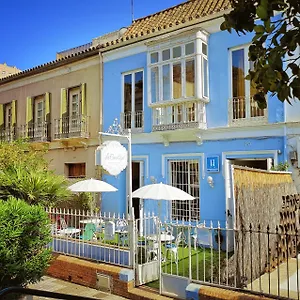 ** Bed & Breakfast La Casa Azul + Spain