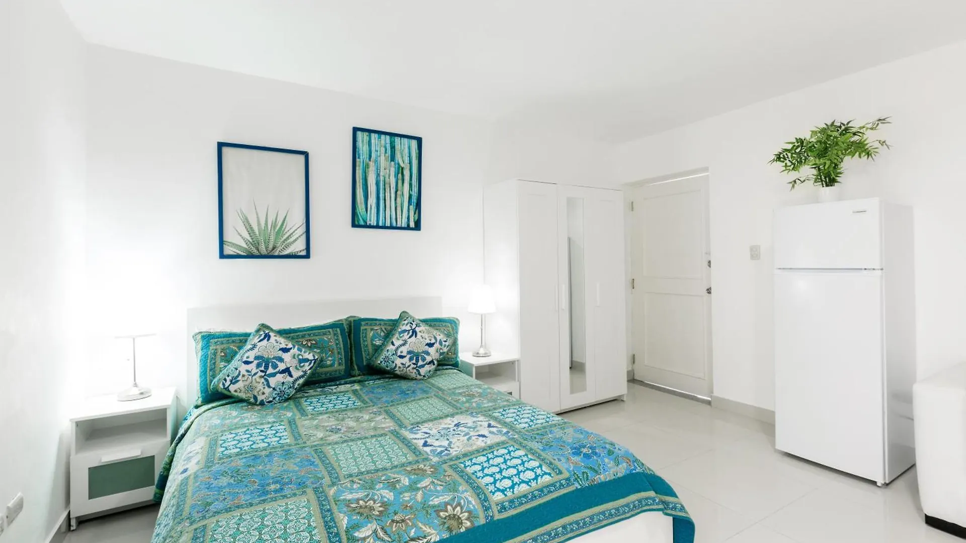 Hotel Tropicana Suites Deluxe Beach Club And Pool - Playa Los Corales Punta Cana