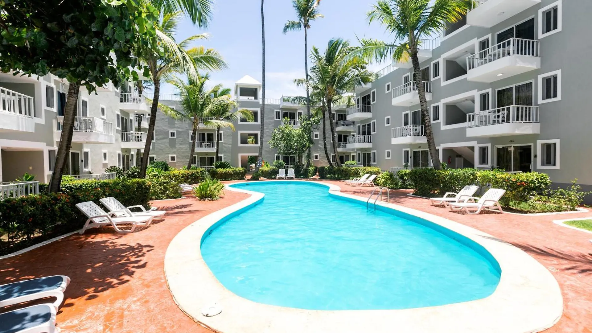Hotel Tropicana Suites Deluxe Beach Club And Pool - Playa Los Corales Punta Cana