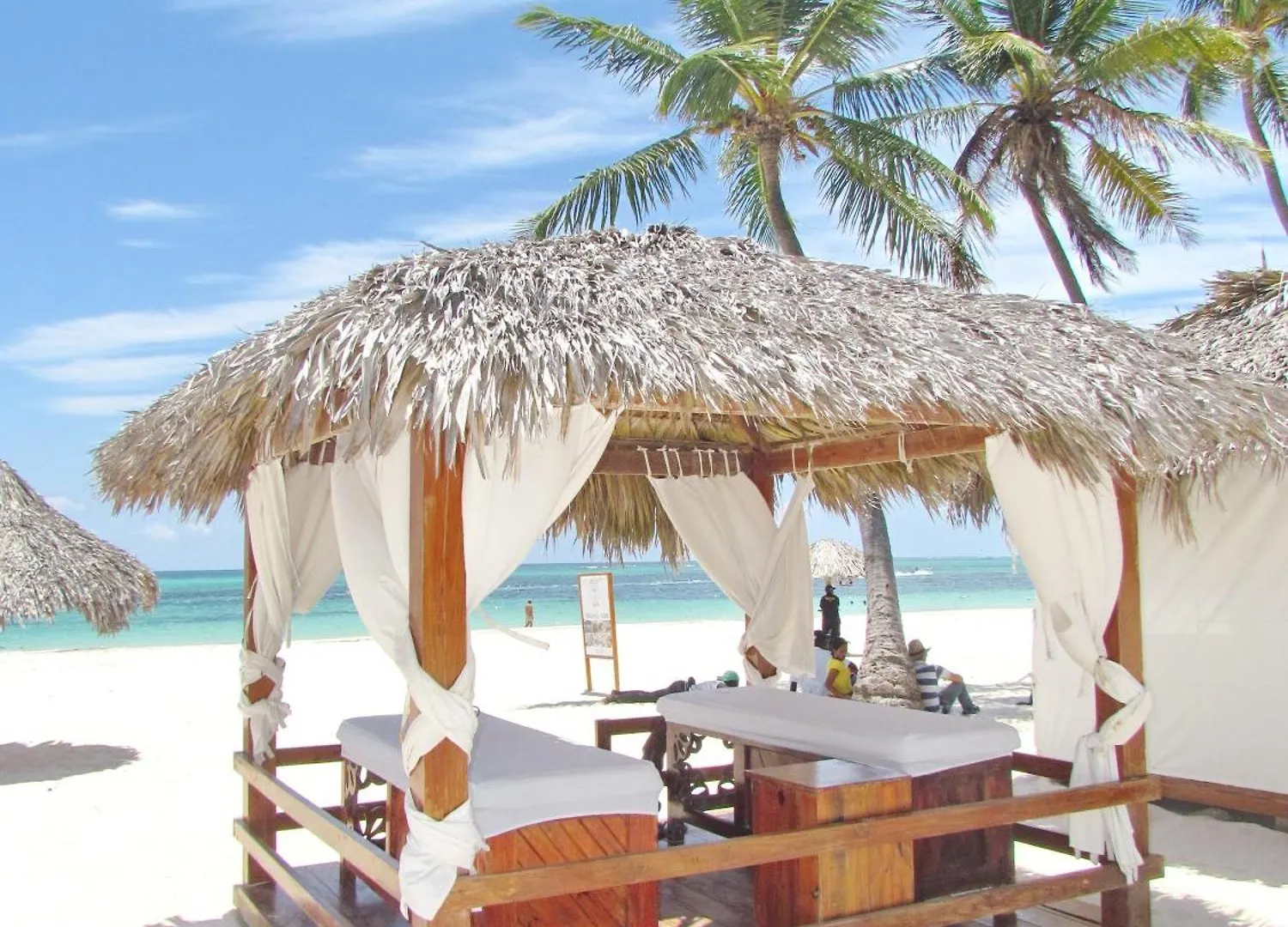Tropicana Suites Deluxe Beach Club And Pool - Playa Los Corales 蓬塔卡纳 多米尼加共和国
